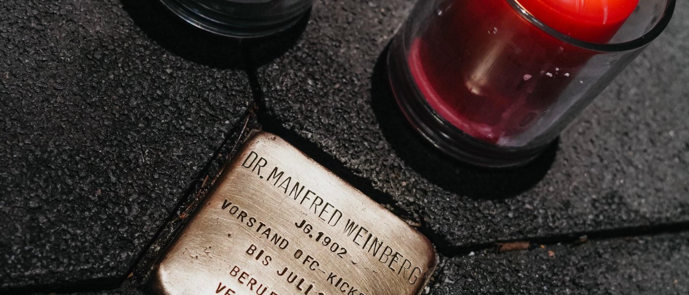 Niemals vergessen Niemals vergessen