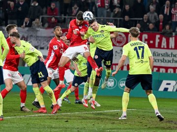 OFC - Wehen Wiesbaden OFC - Wehen Wiesbaden