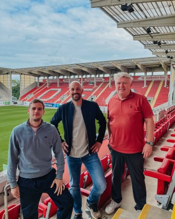 Flyergigant Flyergigant