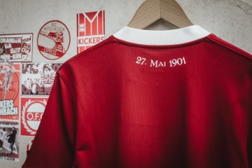 Sondertrikot "125 Jahre" Sondertrikot "125 Jahre"